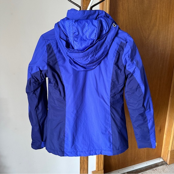 Columbia Lightweight Winter Jacket - Picture 4 of 5